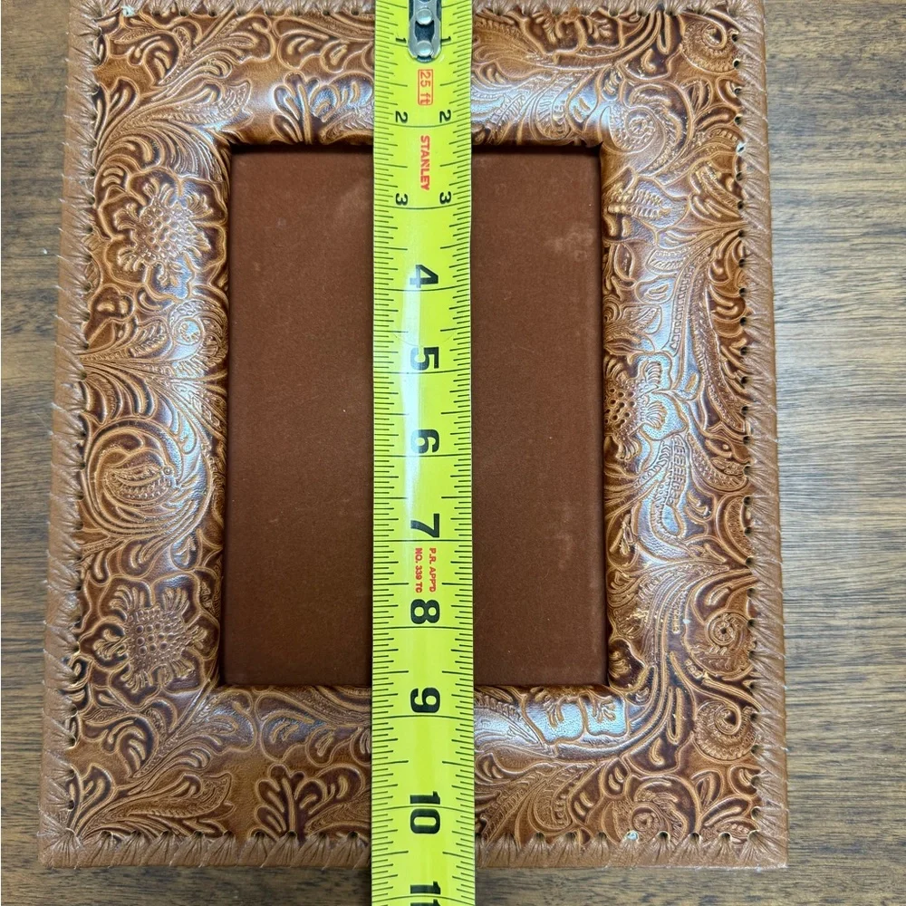Light Brown‎ Leather Picture Frame with Velvet lining